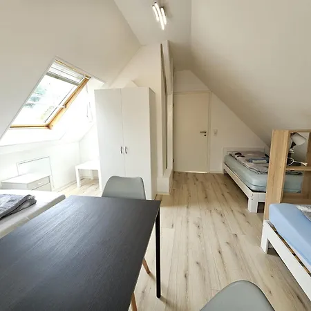 Wohnreich Mitte - 3a - In 4er Wg *