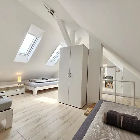 Проживание в семье Wohnreich Mitte - 3a - In 4er Wg