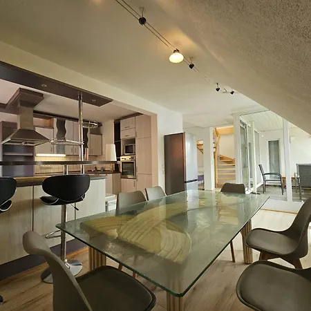 Alloggio in famiglia Wohnreich Mitte - 3a - In 4er Wg Blaustein