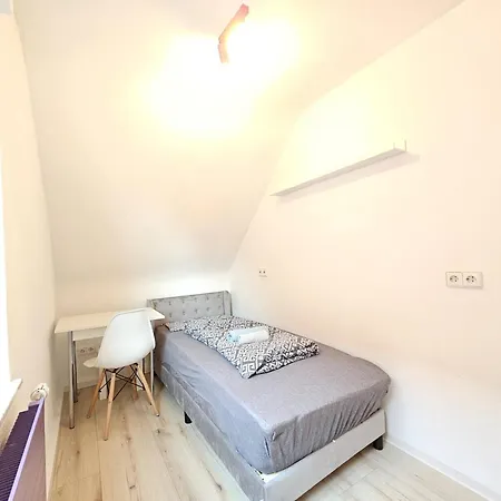 Wohnreich Mitte - 3a - In 4er Wg Séjour chez l'habitant *