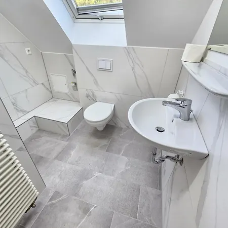 Wohnreich Mitte - 3a - In 4er Wg