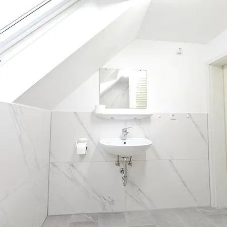 Wohnreich Mitte - 3a - In 4er Wg Blaustein