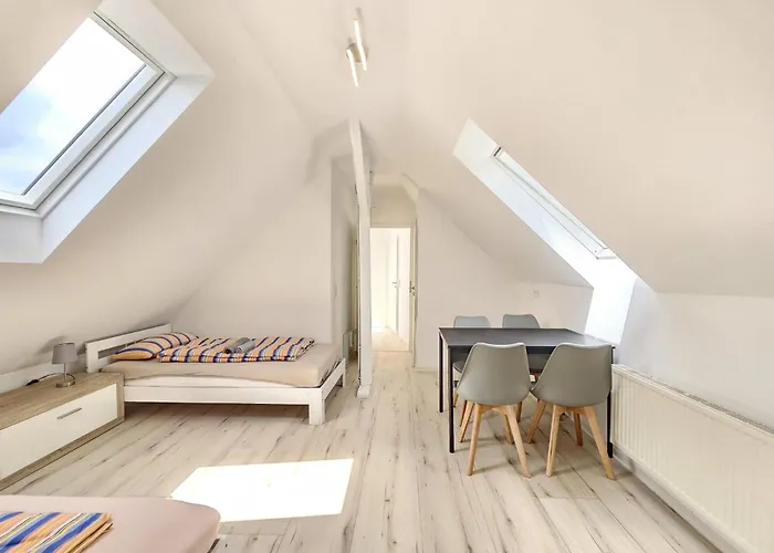 Wohnreich Mitte - 3a - In 4er Wg Blaustein