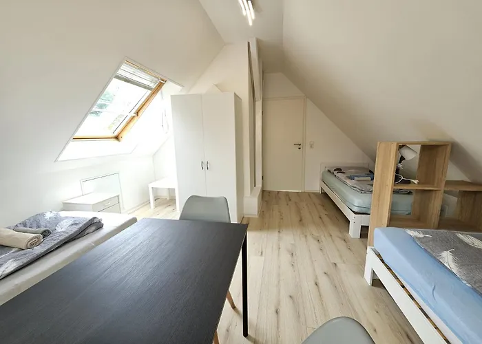 Wohnreich Mitte - 3a - In 4er Wg *